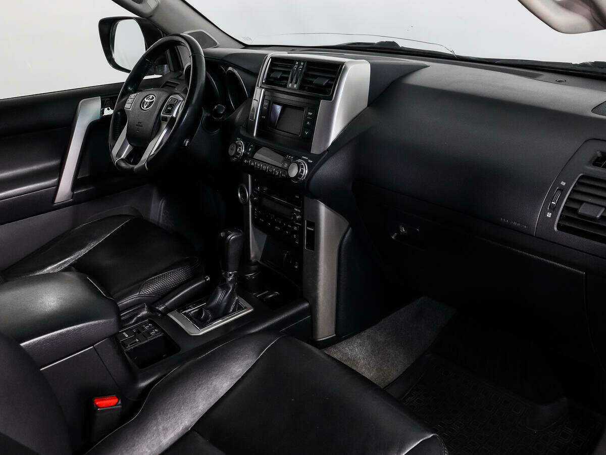Toyota Land Cruiser Prado 2011 года с пробегом. Фото: #13