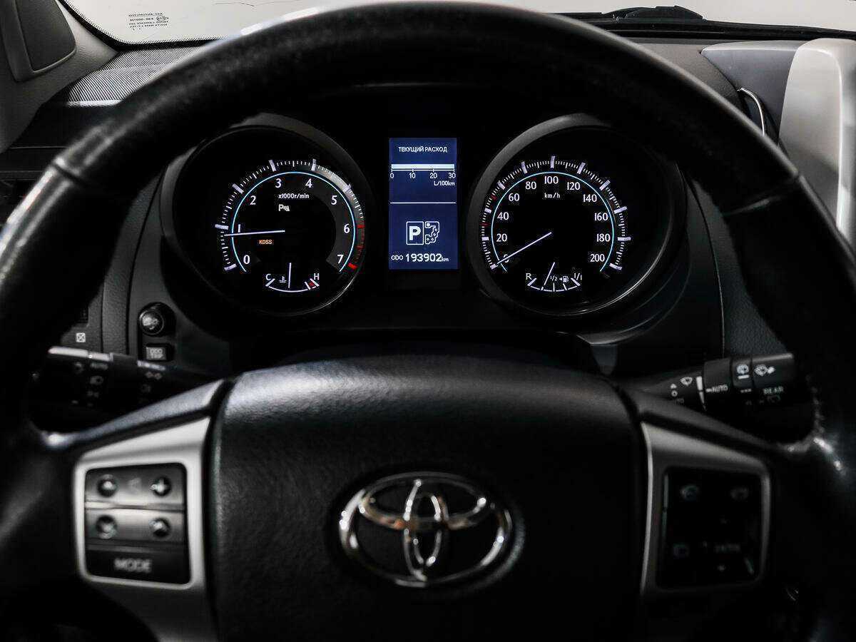 Toyota Land Cruiser Prado 2011 года с пробегом. Фото: #19