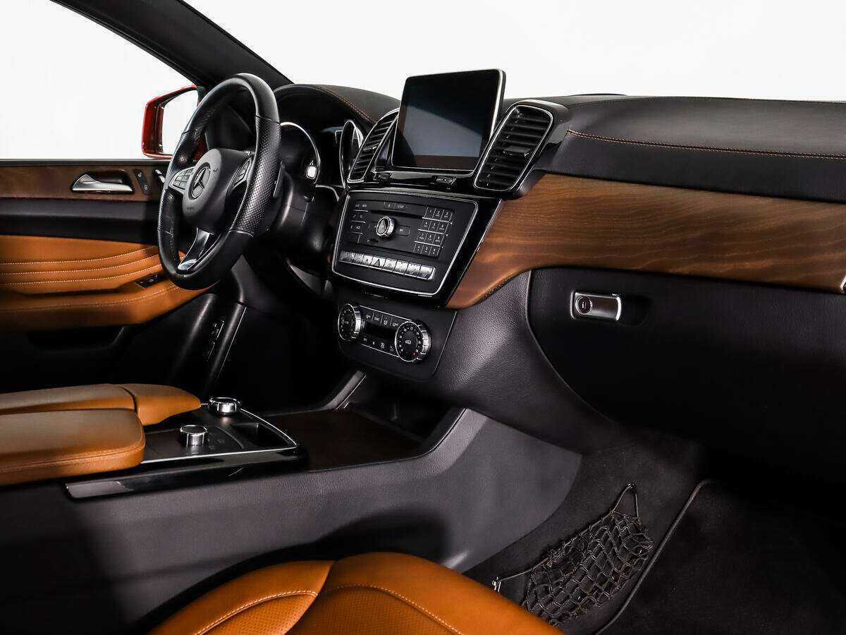 Mercedes-Benz GLE Coupe 2016 года с пробегом. Фото: #13