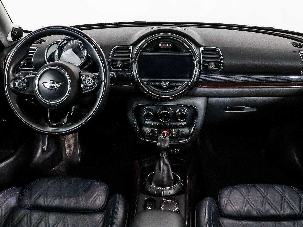 Mini Clubman 2016 года с пробегом. Фото: #12