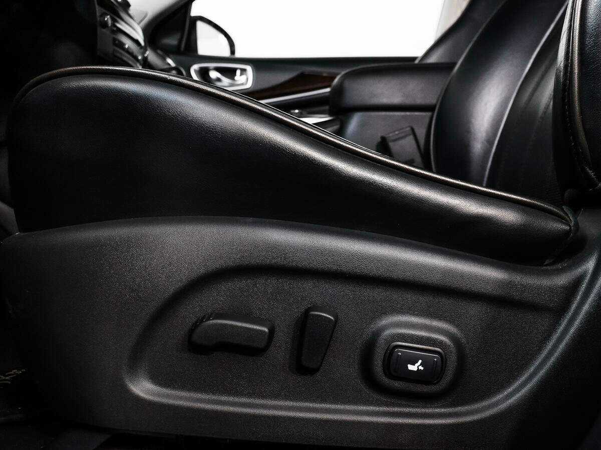 Infiniti JX 2013 года с пробегом. Фото: #10