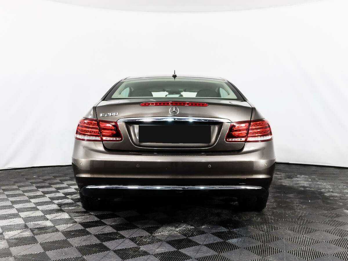 Mercedes-Benz E-Класс 2014 года с пробегом. Фото: #5
