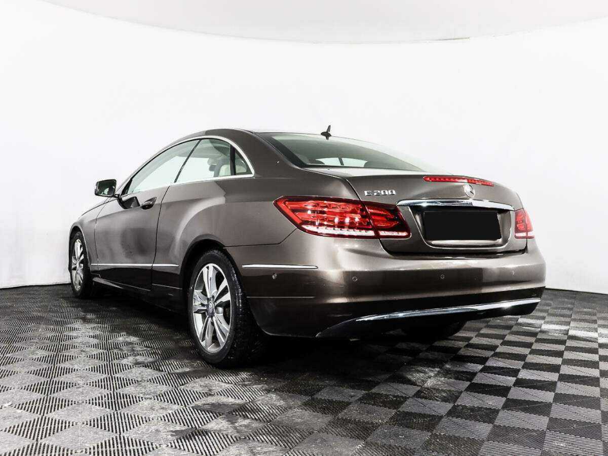 Mercedes-Benz E-Класс 2014 года с пробегом. Фото: #6