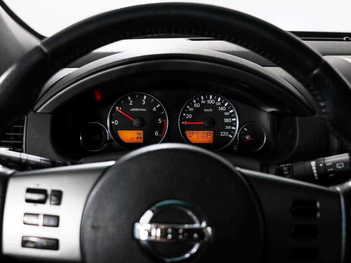 Nissan Pathfinder 2006 года с пробегом. Фото: #17