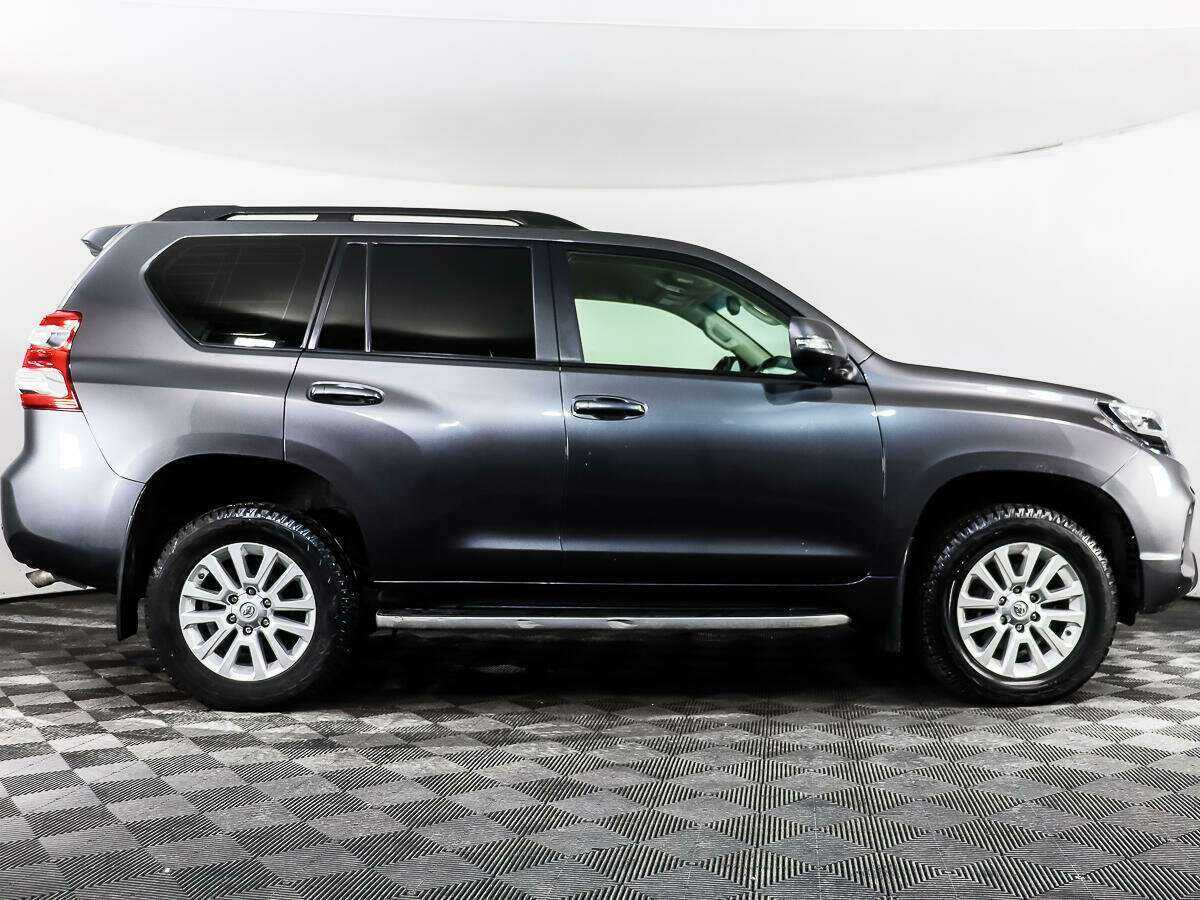 Toyota Land Cruiser Prado 2015 года с пробегом. Фото: #3
