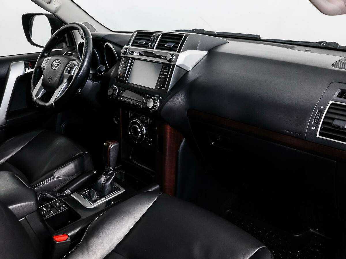 Toyota Land Cruiser Prado 2015 года с пробегом. Фото: #12