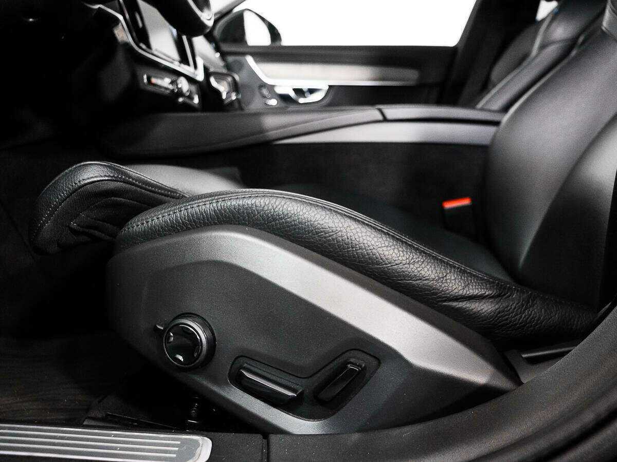 Volvo S90 2020 года с пробегом. Фото: #9