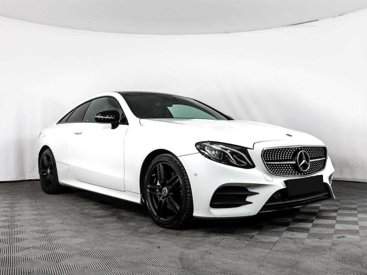 Mercedes-Benz E-Класс 2017 года с пробегом. Фото: #2