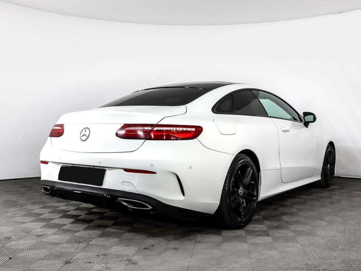 Mercedes-Benz E-Класс 2017 года с пробегом. Фото: #4