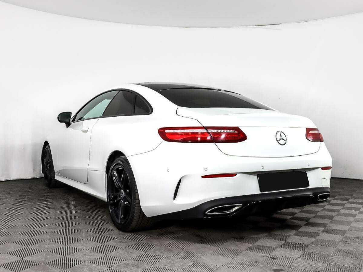 Mercedes-Benz E-Класс 2017 года с пробегом. Фото: #6