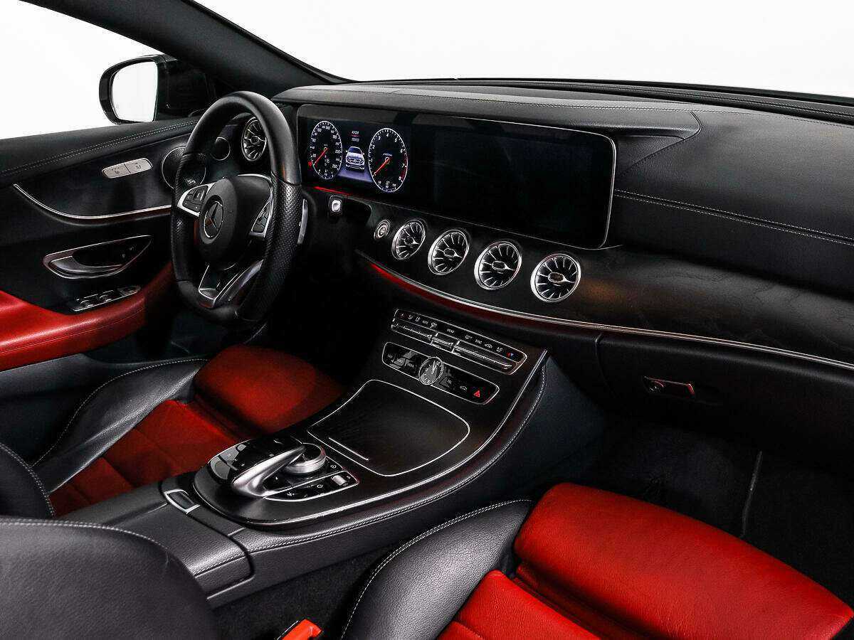 Mercedes-Benz E-Класс 2017 года с пробегом. Фото: #10