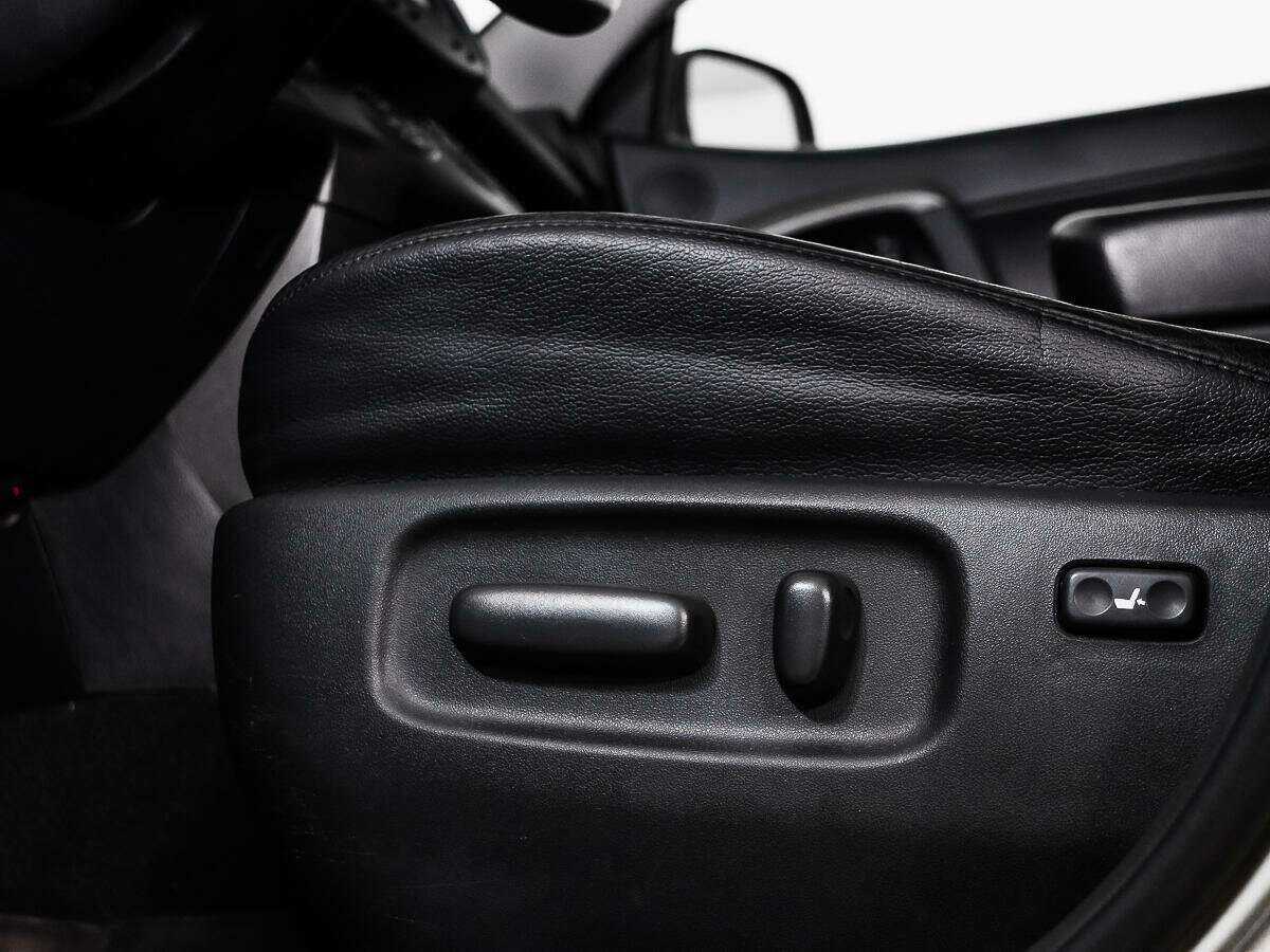 Toyota RAV4 2010 года с пробегом. Фото: #9