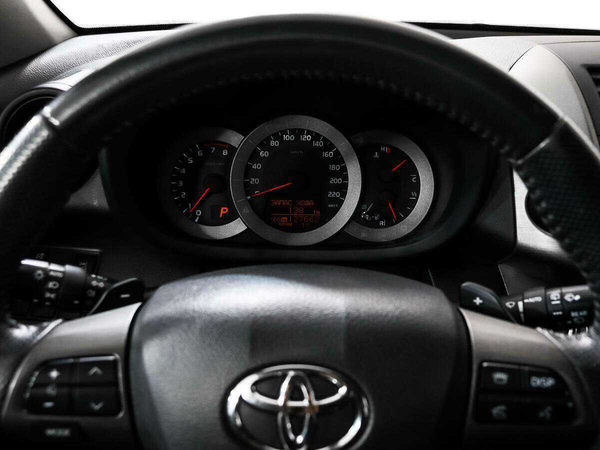 Toyota RAV4 2010 года с пробегом. Фото: #15
