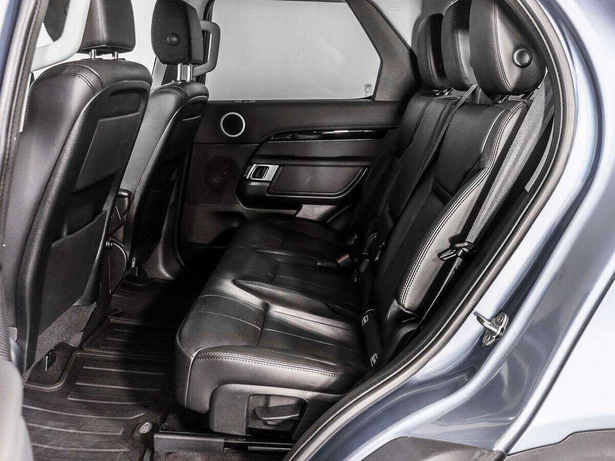 Land Rover Discovery 2018 года с пробегом. Фото: #10