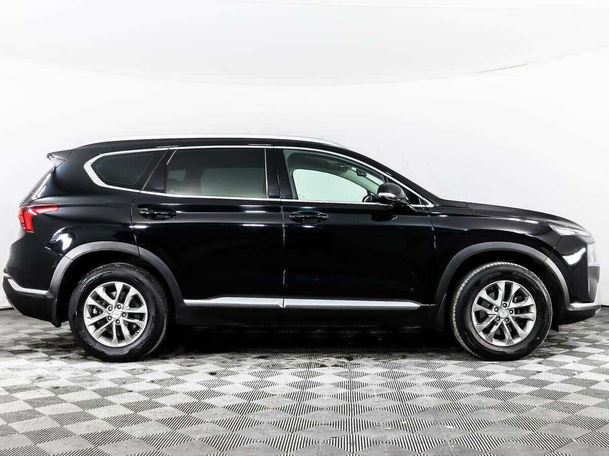 Hyundai Santa Fe 2021 года с пробегом. Фото: #3
