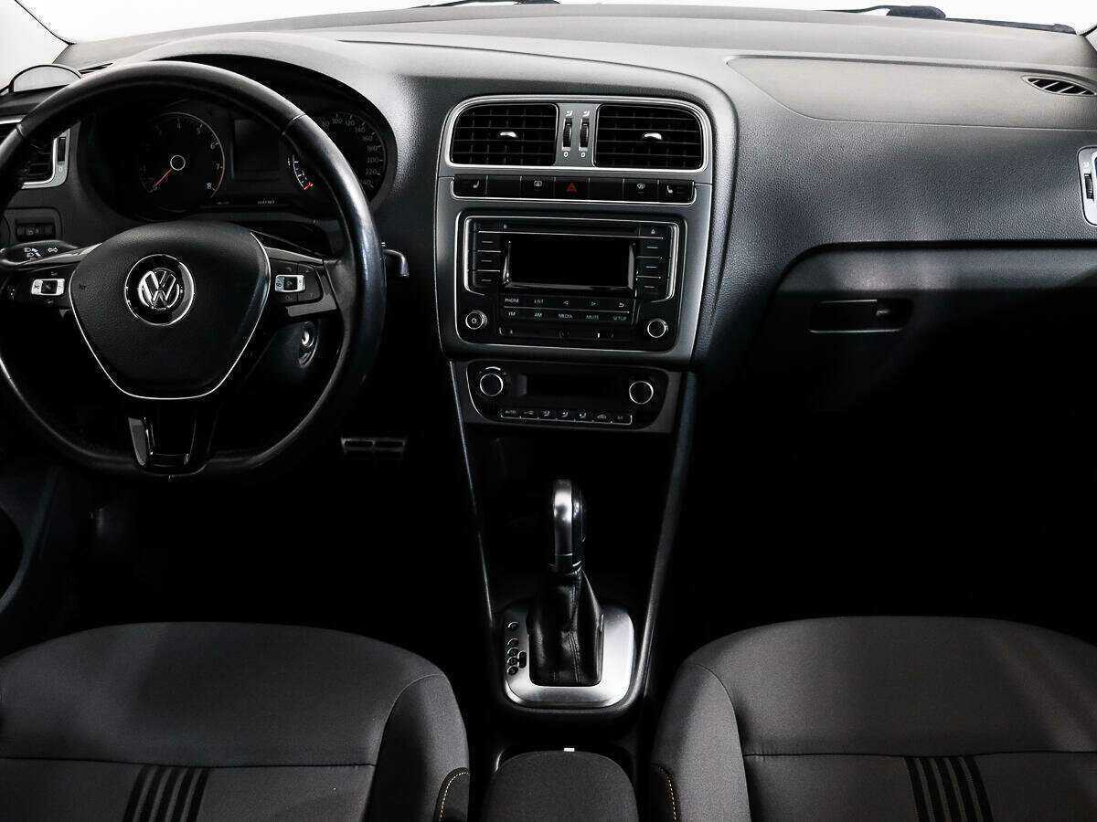 Б/У Фольксваген Поло 2016 года. Фото: #11