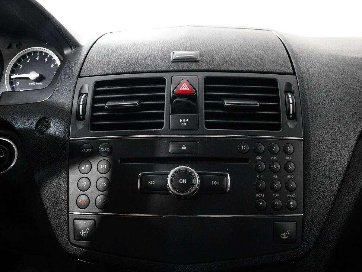 Mercedes-Benz C-Класс 2008 года с пробегом. Фото: #14