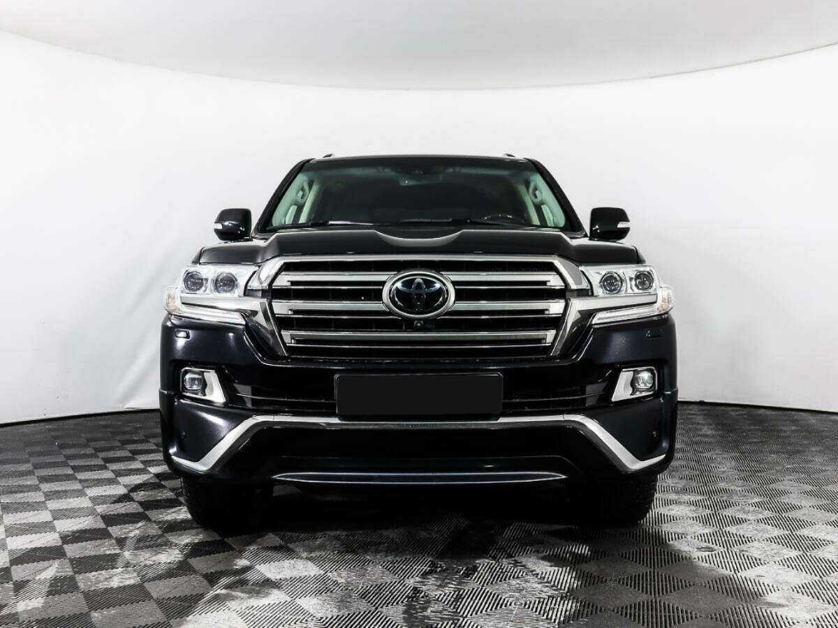 Toyota Land Cruiser 2016 года с пробегом. Фото: #1