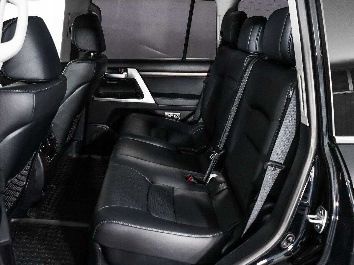 Toyota Land Cruiser 2016 года с пробегом. Фото: #11