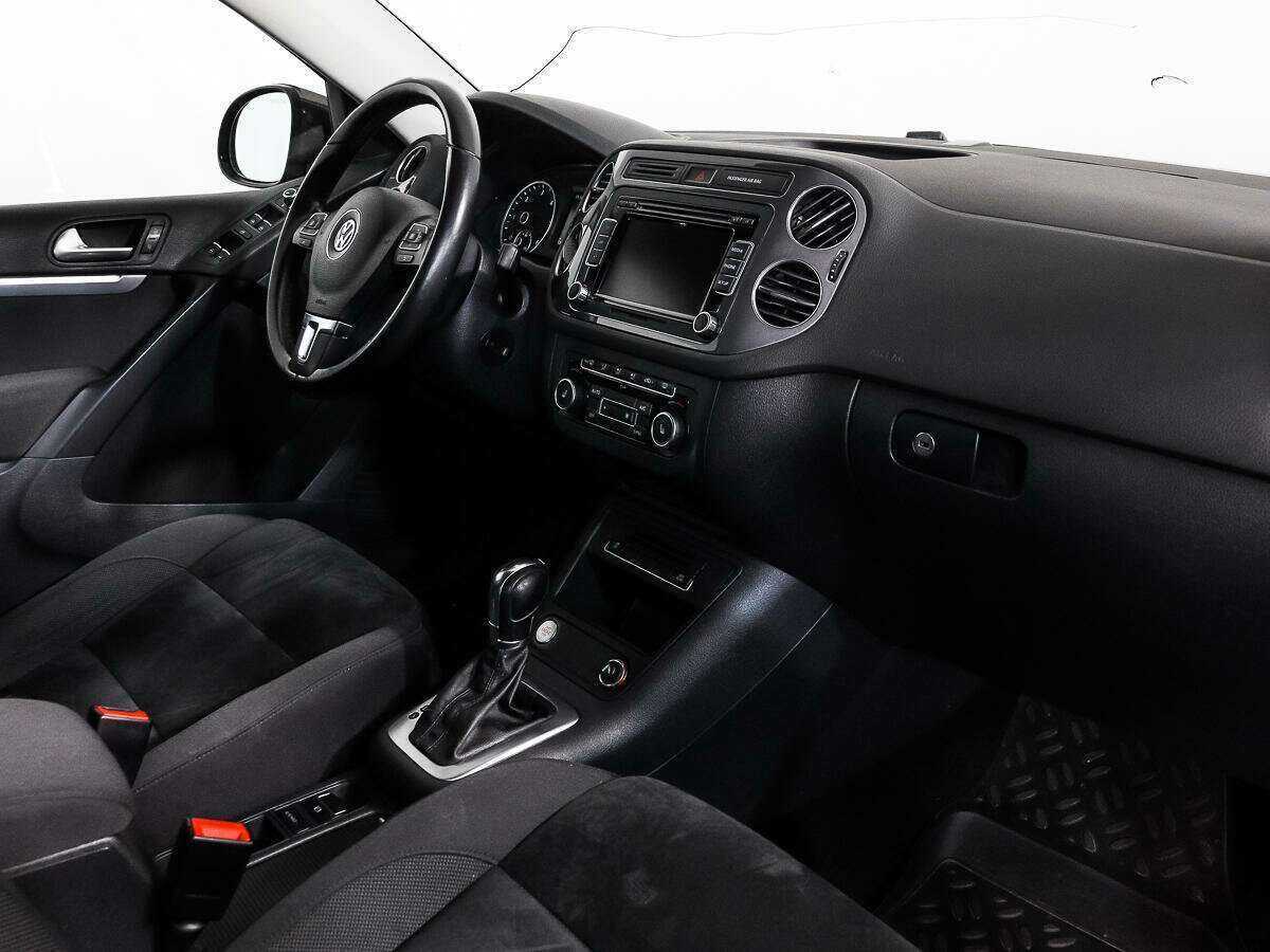 Б/У Фольксваген Тигуан 2015 года. Фото: #11