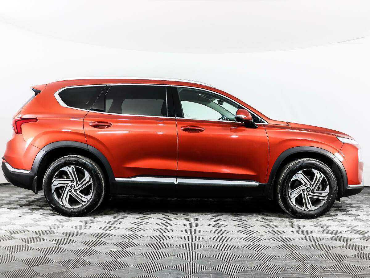 Hyundai Santa Fe 2021 года с пробегом. Фото: #3