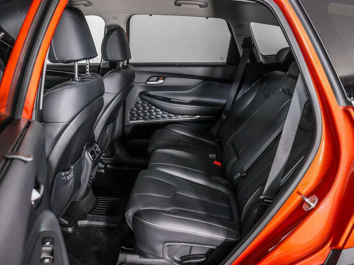 Hyundai Santa Fe 2021 года с пробегом. Фото: #12