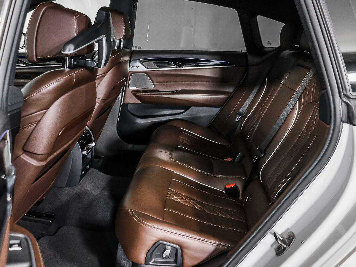 BMW 6 серии 2018 года с пробегом. Фото: #12