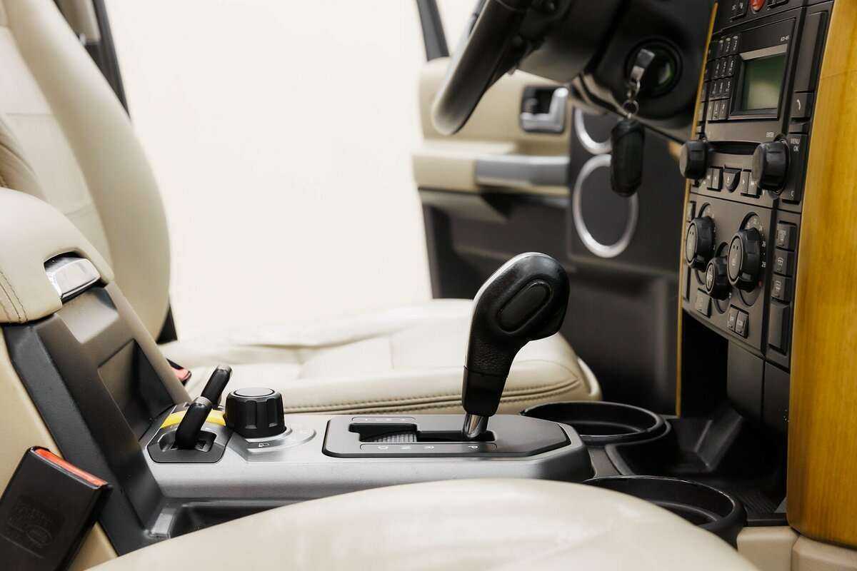 Land Rover Discovery 2009 года с пробегом. Фото: #9