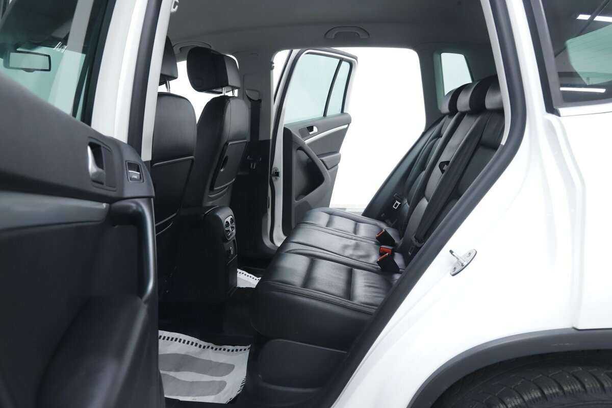 Б/У Фольксваген Тигуан 2015 года. Фото: #18