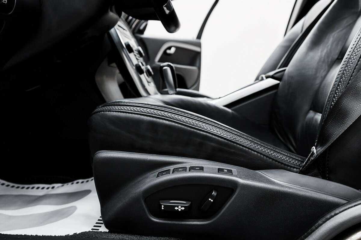 Volvo XC70 2011 года с пробегом. Фото: #6