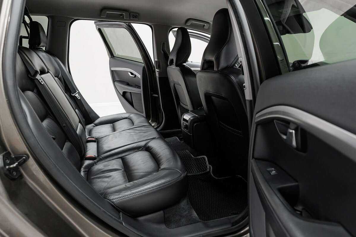 Volvo XC70 2011 года с пробегом. Фото: #16