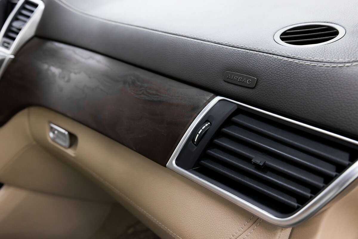 Mercedes-Benz M-Класс AMG 2013 года с пробегом. Фото: #13