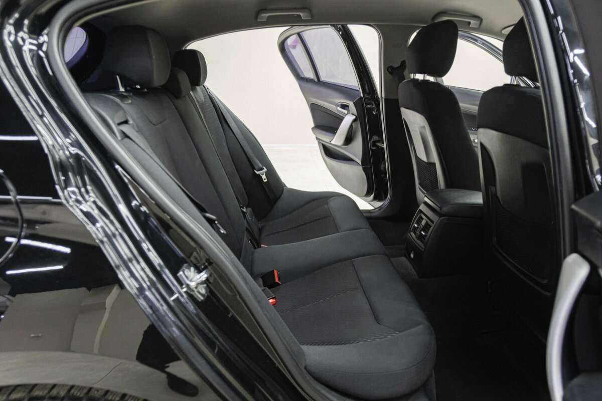 BMW 1 серии 2011 года с пробегом. Фото: #14