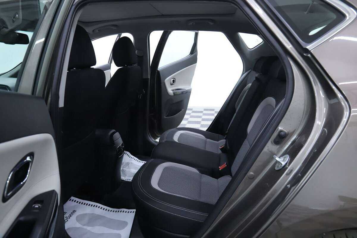 Б/У Киа Сид 2015 года. Фото: #17