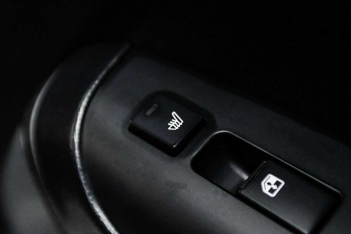 Kia Mohave 2012 года с пробегом. Фото: #20