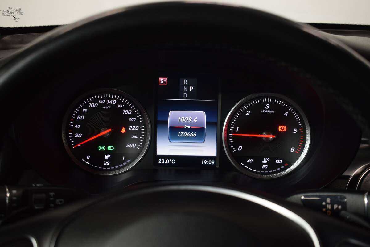 Mercedes-Benz GLC 2016 года с пробегом. Фото: #16