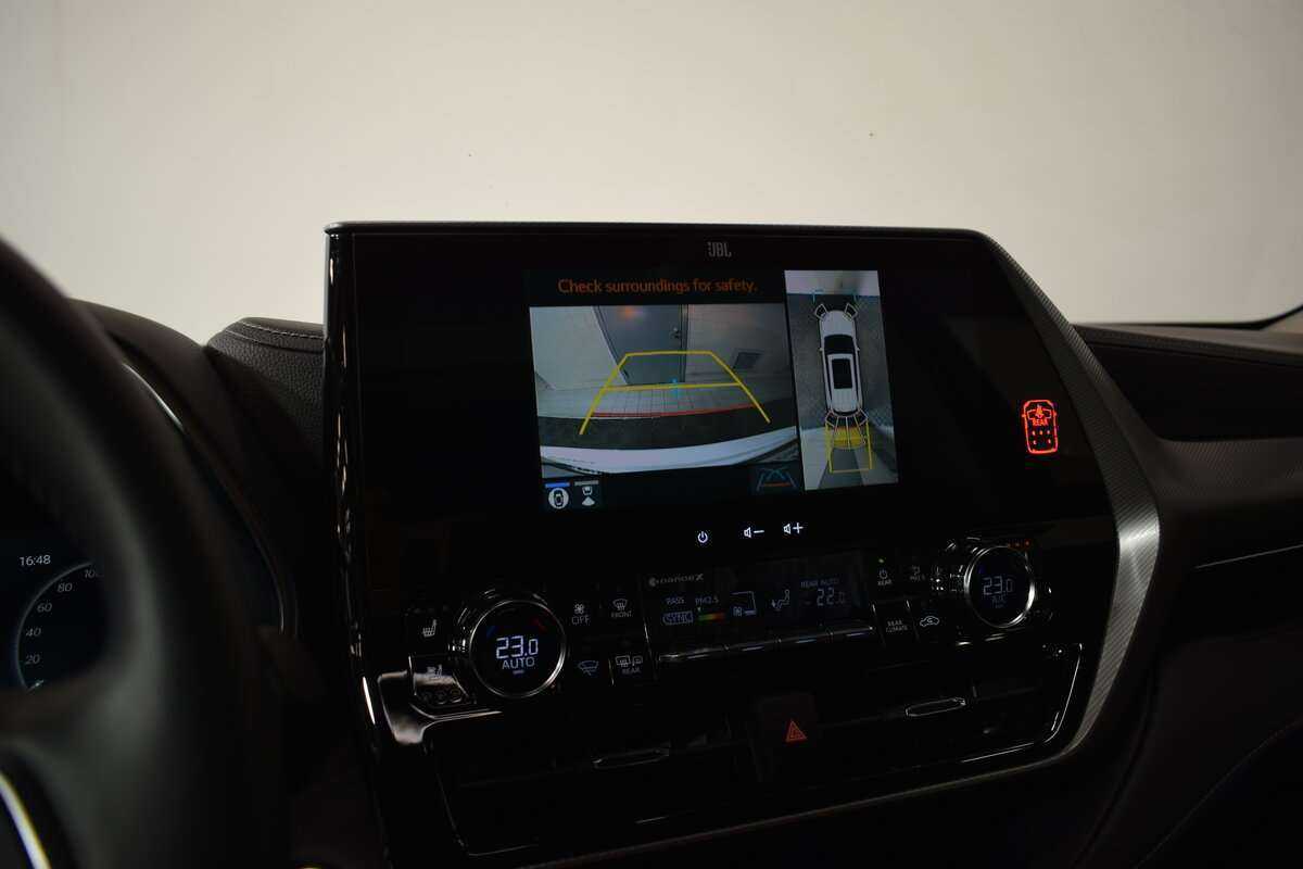 Toyota Highlander 2023 года с пробегом. Фото: #28