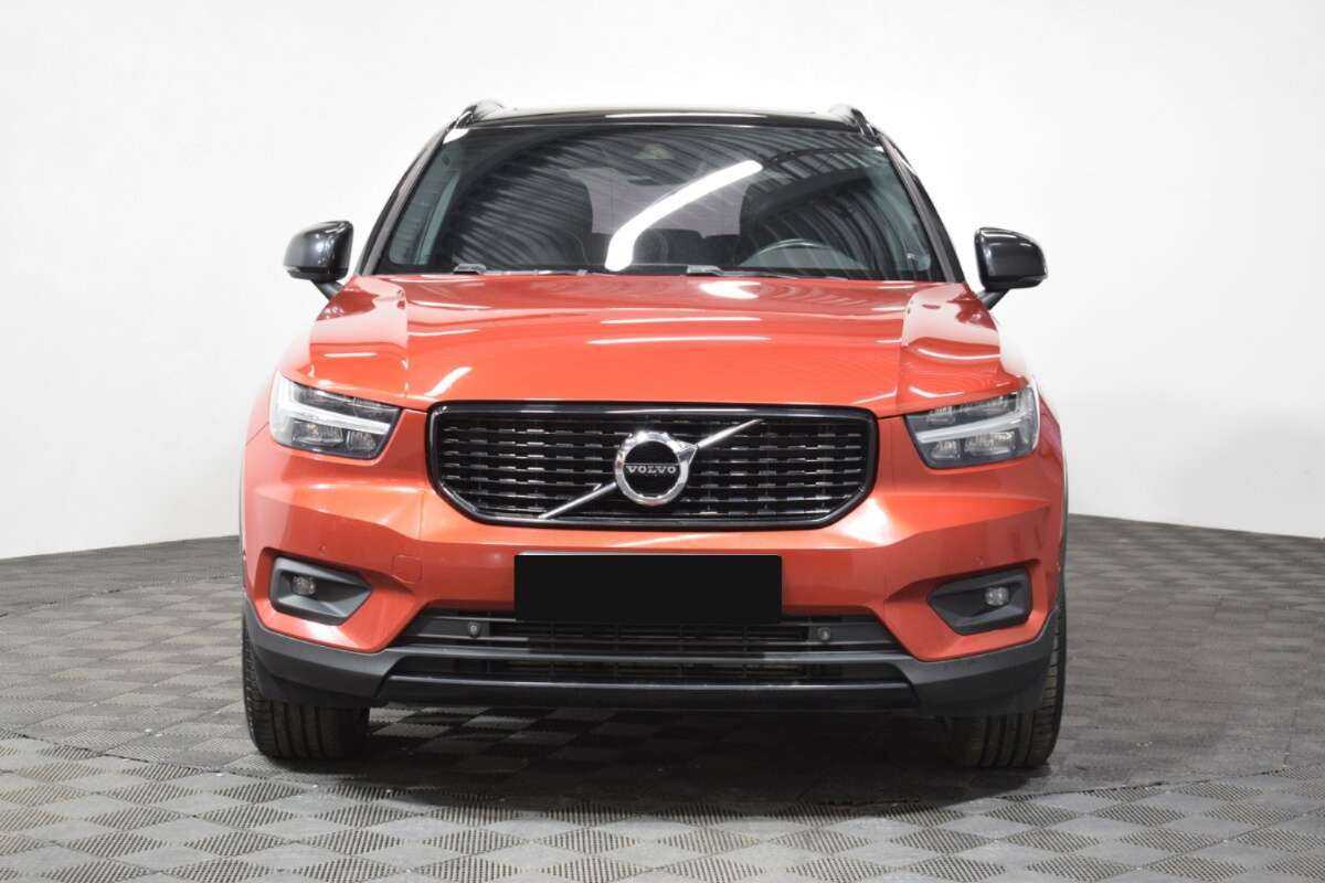 Volvo XC40 2019 года с пробегом. Фото: #1