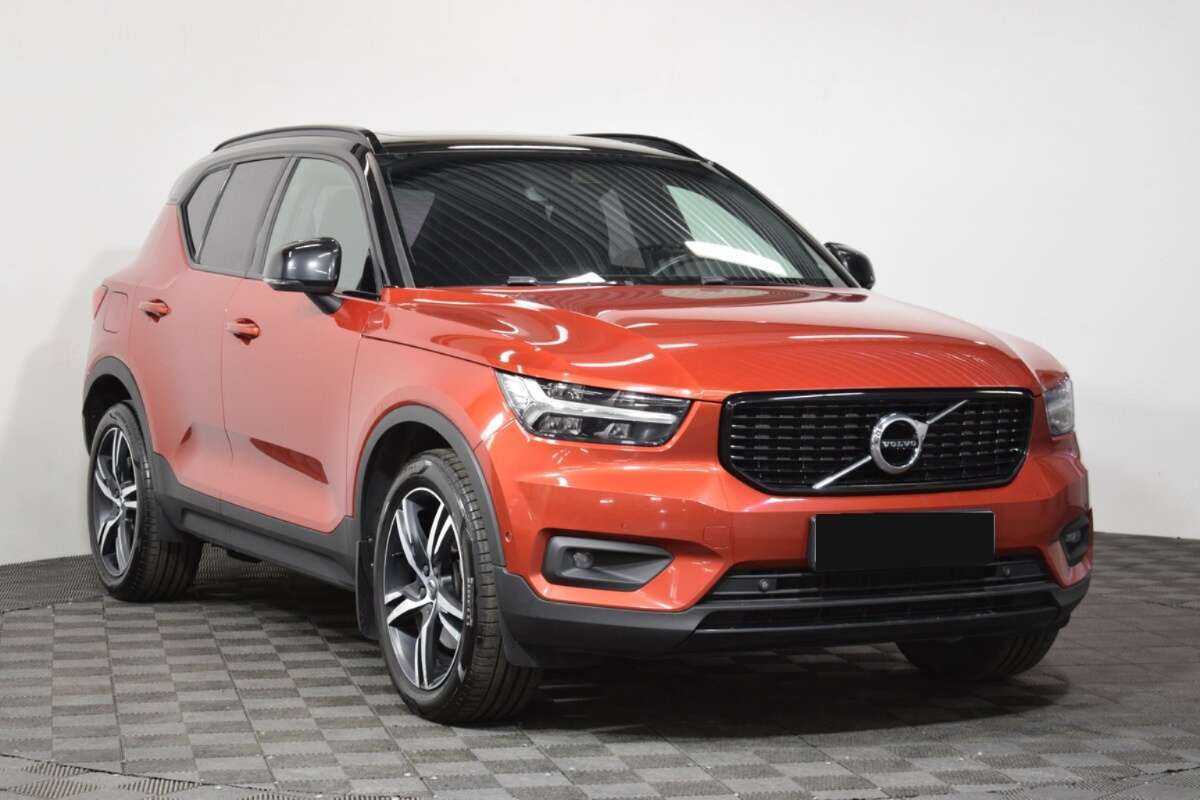 Volvo XC40 2019 года с пробегом. Фото: #2