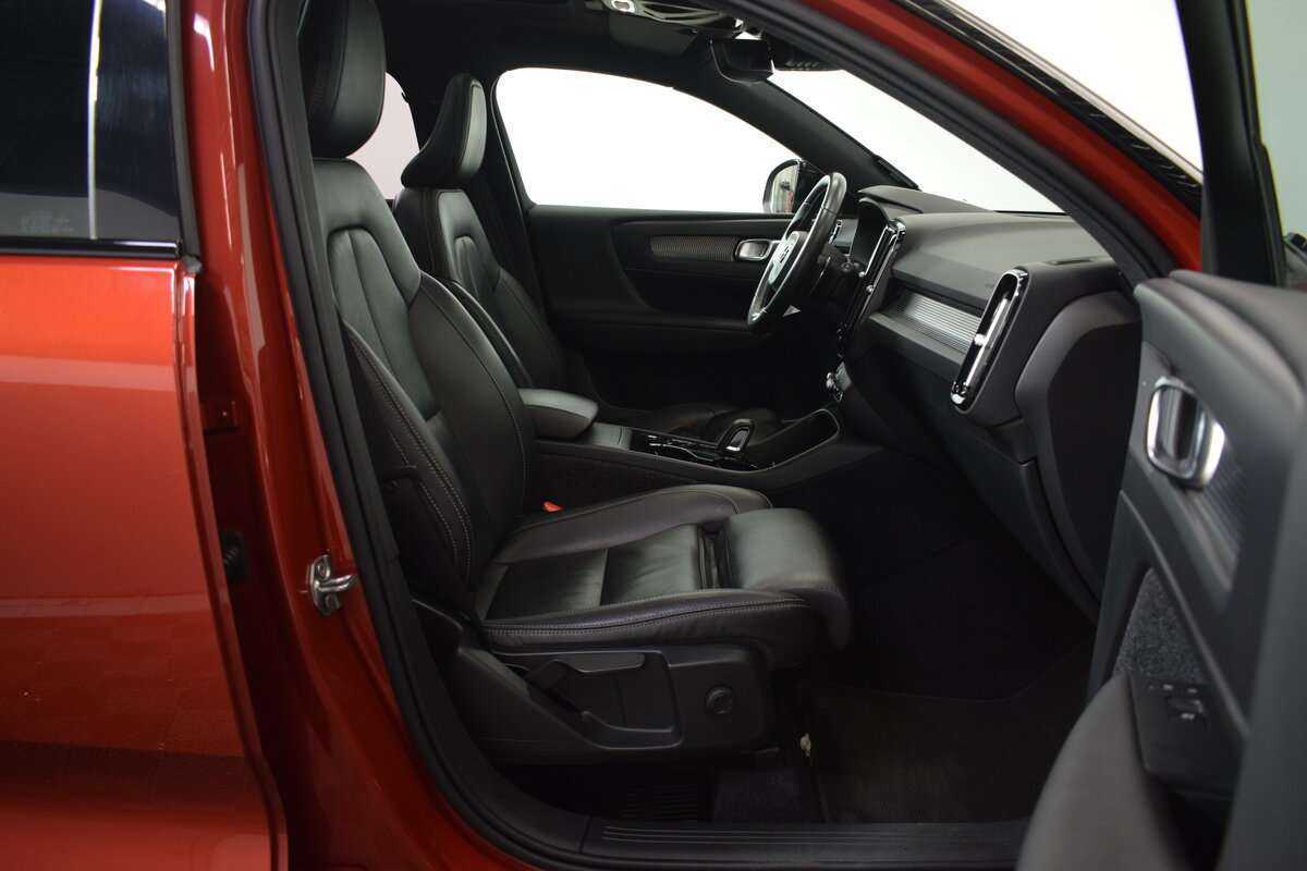 Volvo XC40 2019 года с пробегом. Фото: #10