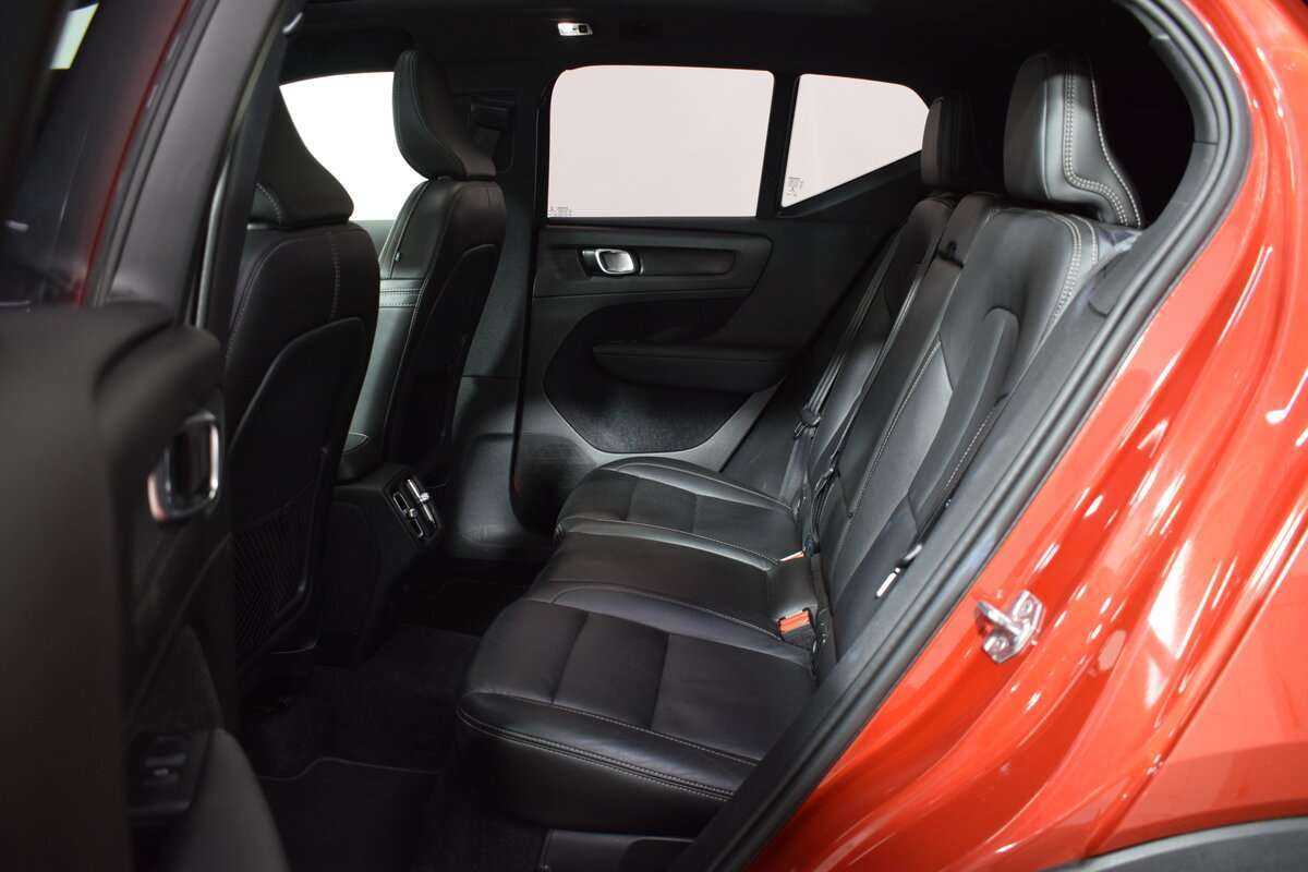 Volvo XC40 2019 года с пробегом. Фото: #11