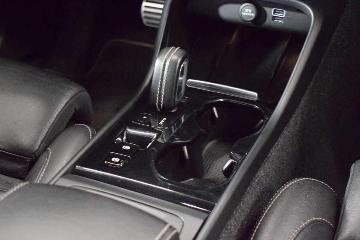 Volvo XC40 2019 года с пробегом. Фото: #15