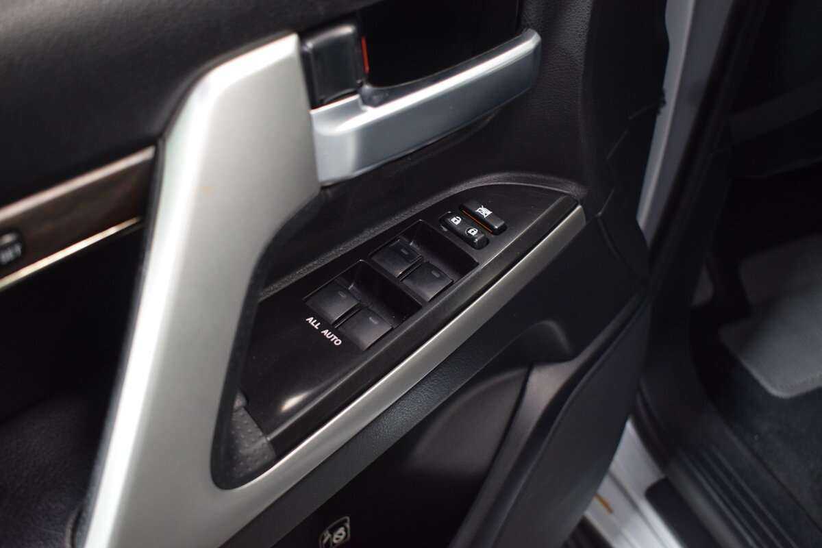 Toyota Land Cruiser 2015 года с пробегом. Фото: #13