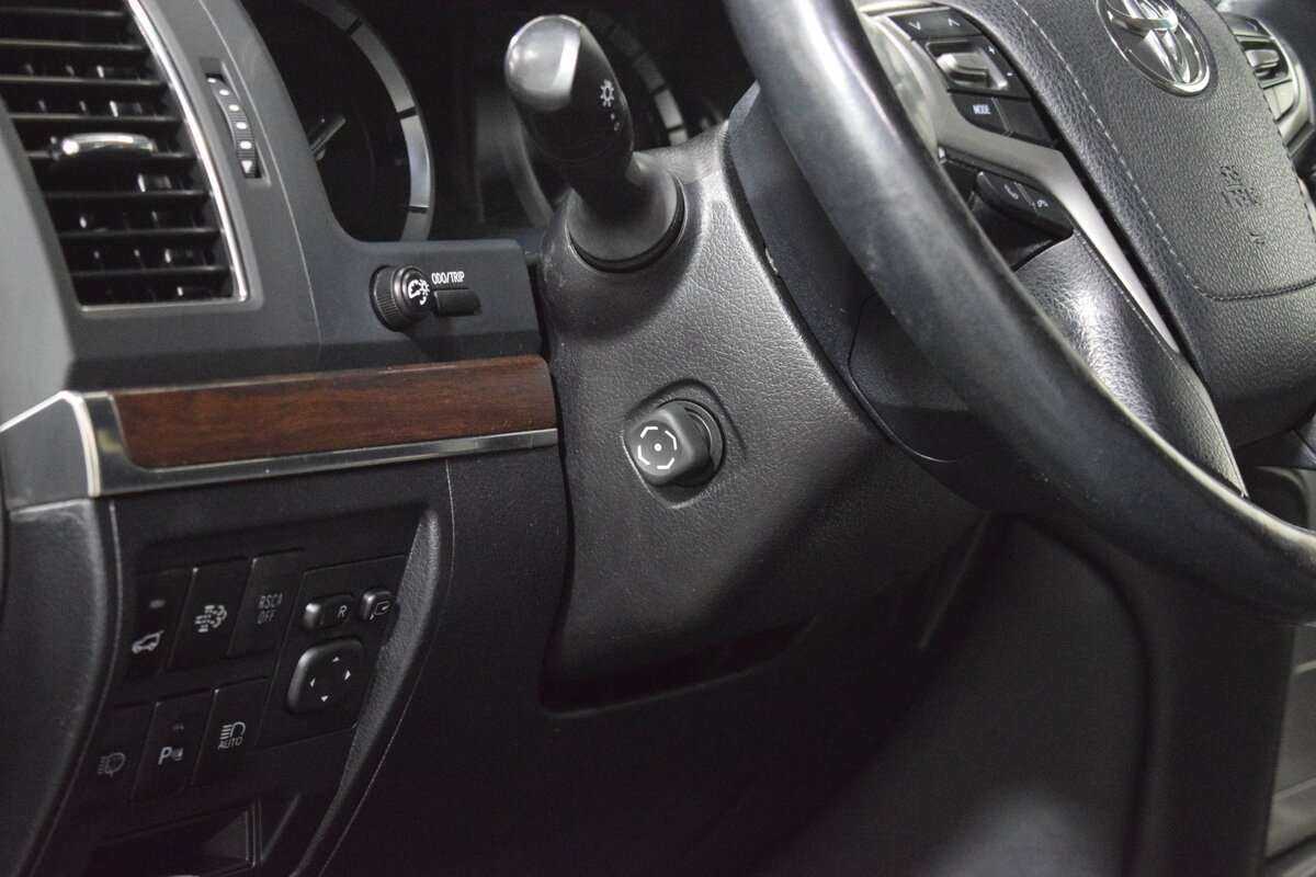 Toyota Land Cruiser 2015 года с пробегом. Фото: #16