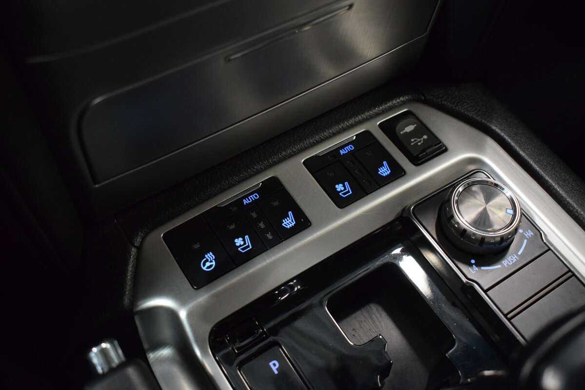 Toyota Land Cruiser 2015 года с пробегом. Фото: #28