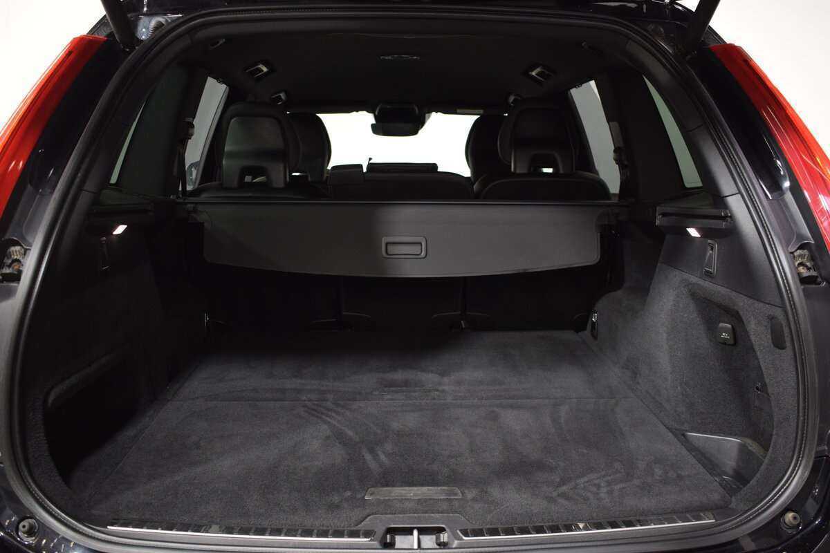 Volvo XC90 2019 года с пробегом. Фото: #7