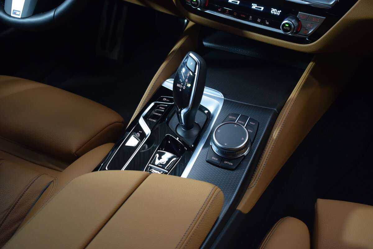 BMW 5 серии 2023 года с пробегом. Фото: #11