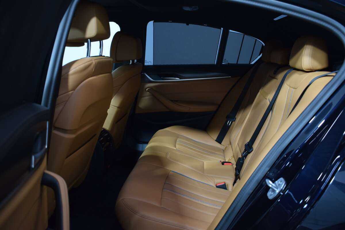 BMW 5 серии 2023 года с пробегом. Фото: #12