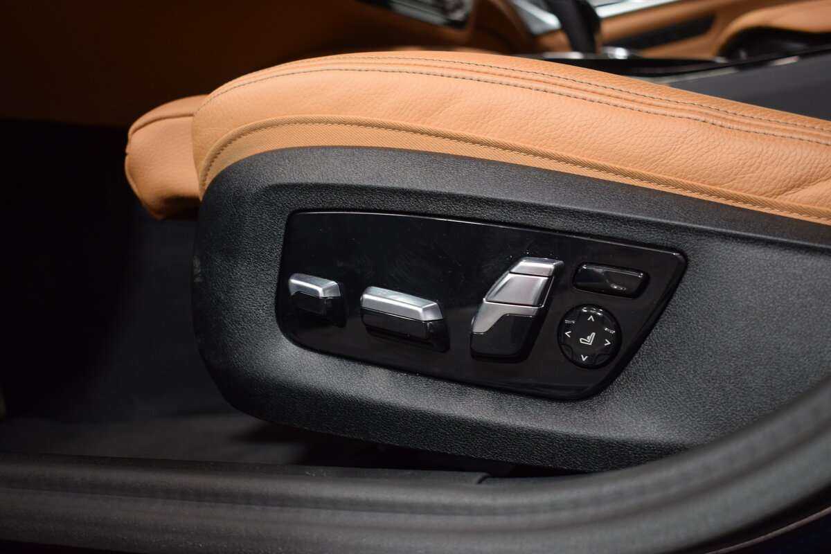 BMW 5 серии 2023 года с пробегом. Фото: #14