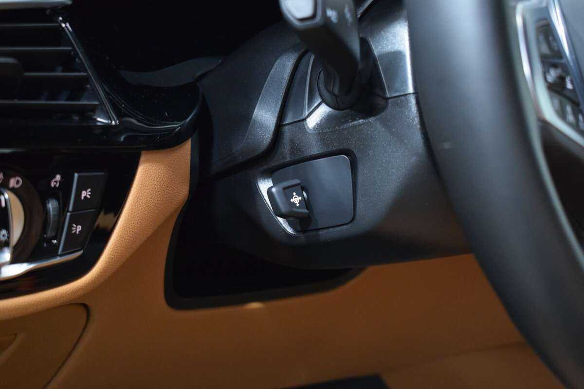 BMW 5 серии 2023 года с пробегом. Фото: #17